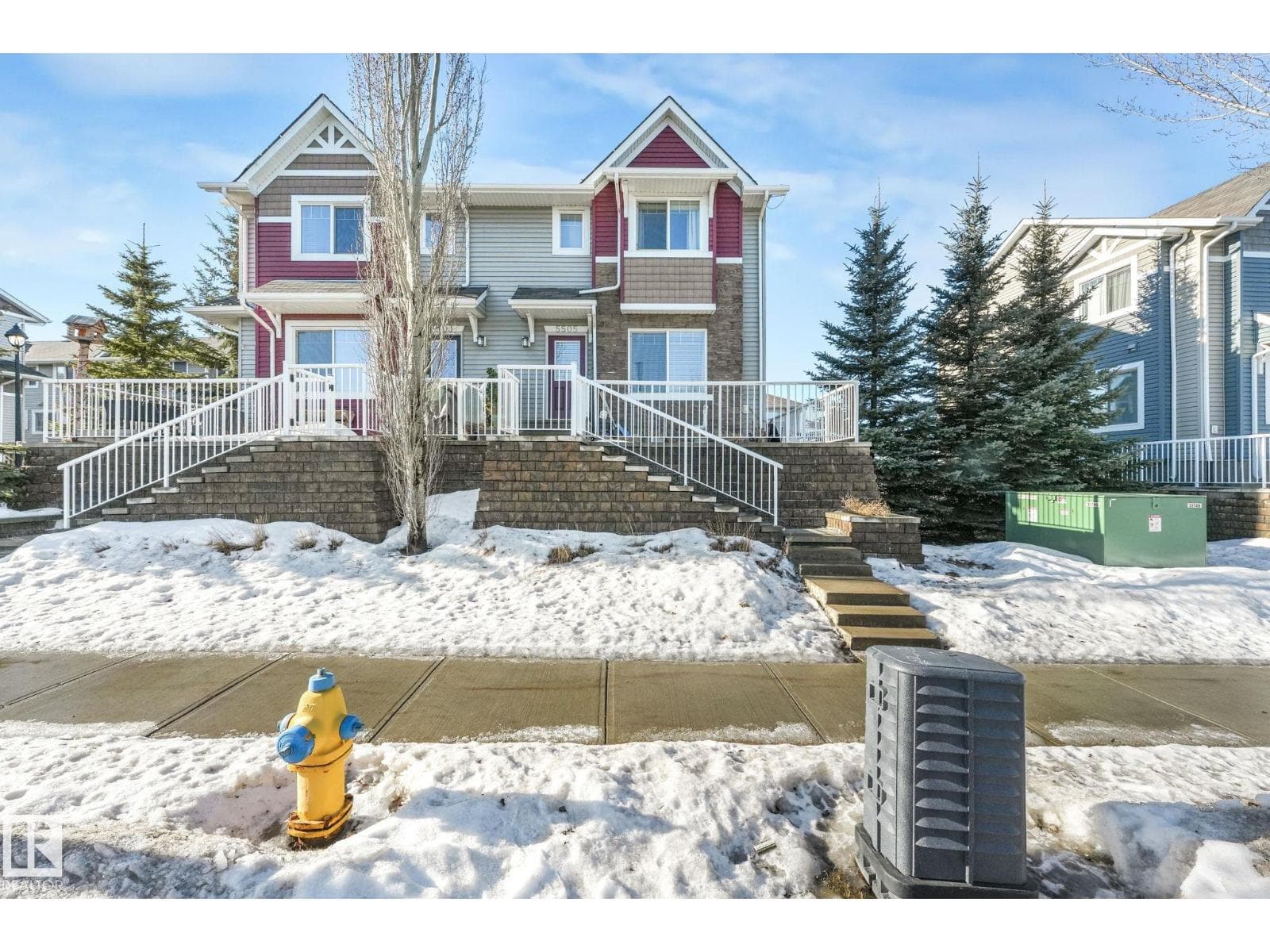 5505 3 AV SW — photo 2