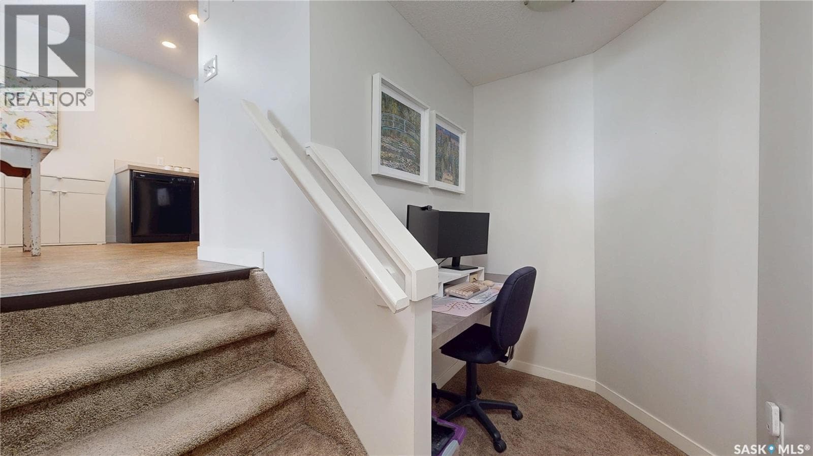 30 4533 Delhaye WAY — photo 3