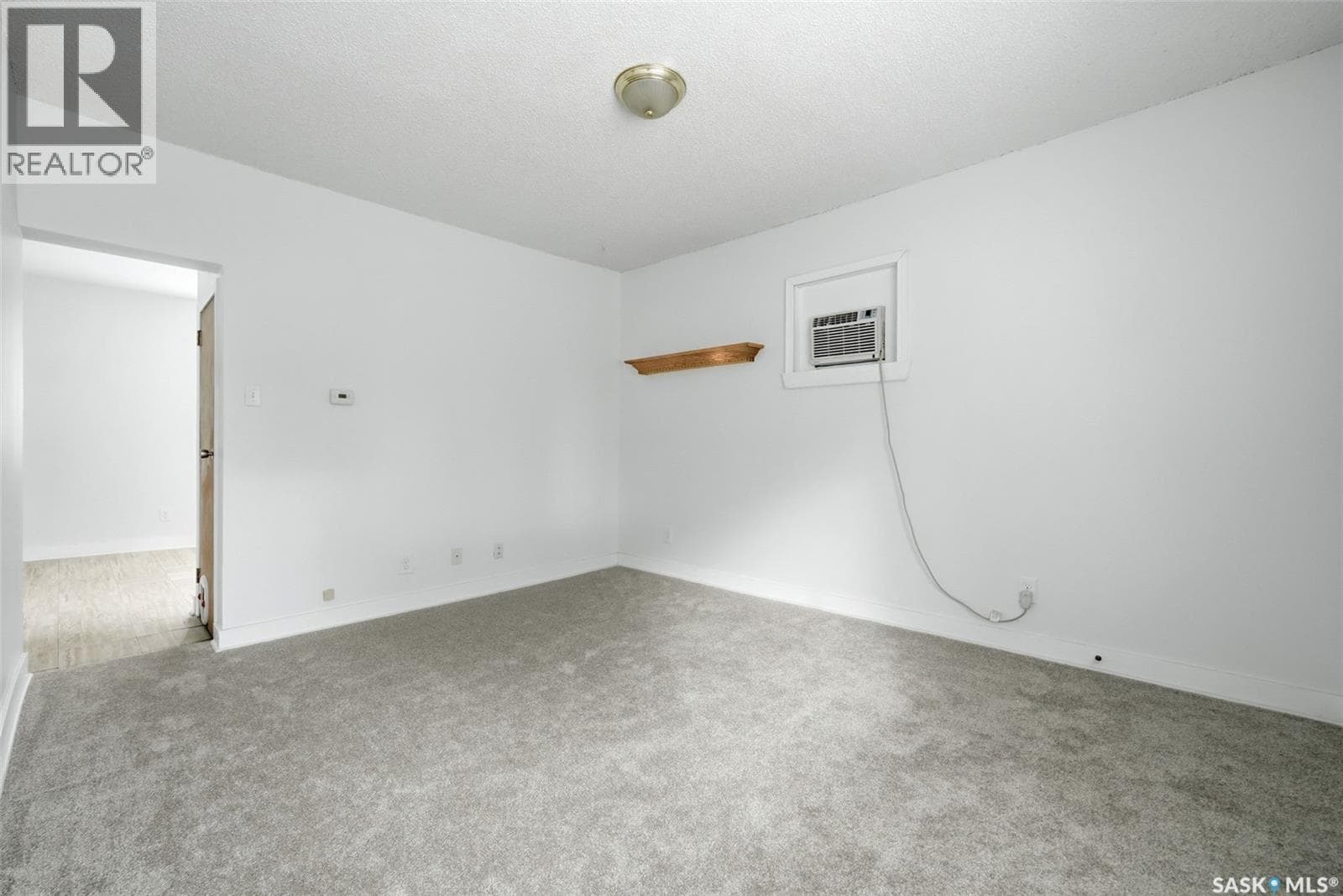 920 Atkinson STREET — photo 5