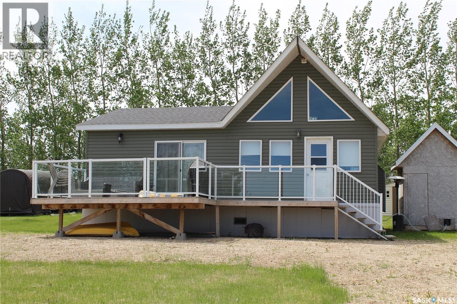 106 Lakeshore DRIVE