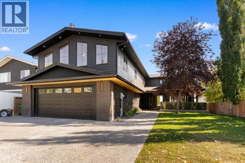 692 West Chestermere Drive — photo 3