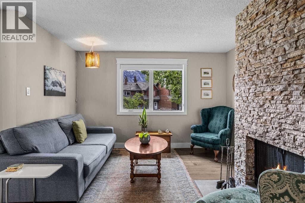 102, 200 Three Sisters Drive — photo 4