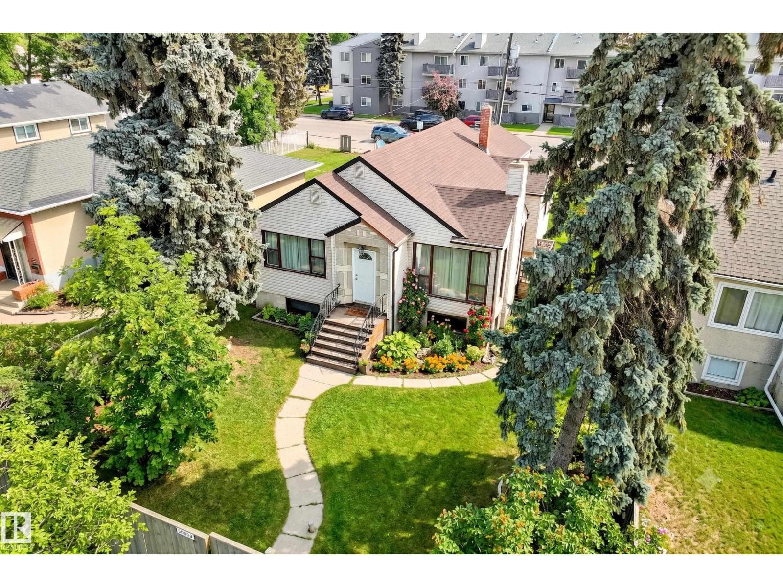 10839 109 ST NW
