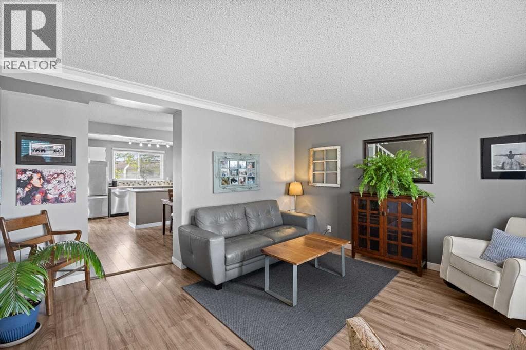 165 Woodmont Terrace SW — photo 5