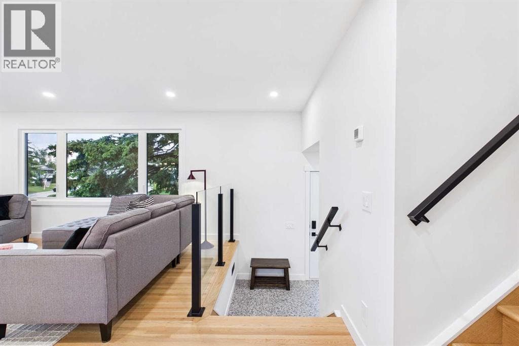 920 Cantabrian Drive SW — photo 3