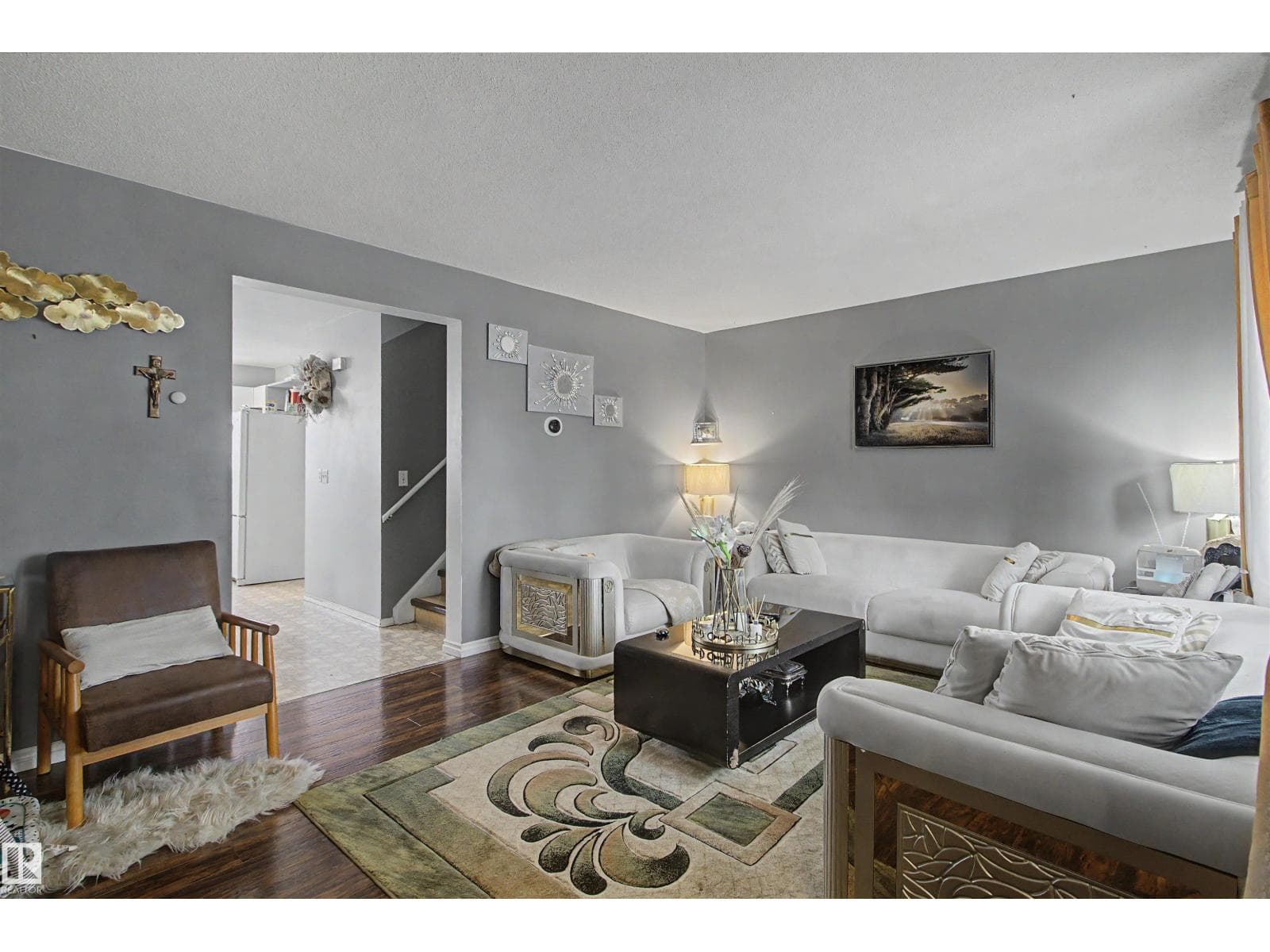 5724 143 AV NW — photo 4