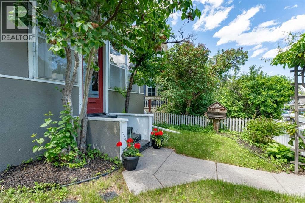 213 7A Street NE — photo 3