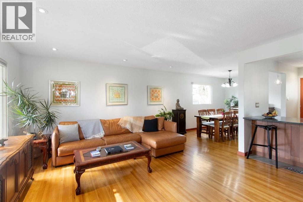 10811 Maplecrest Road SE — photo 5