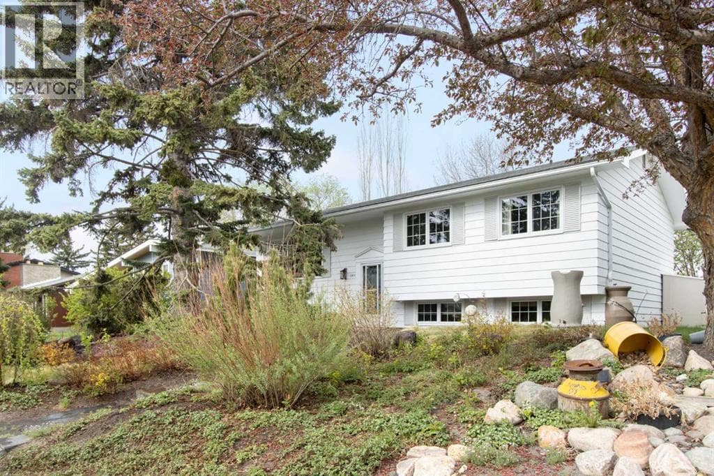 10811 Maplecrest Road SE — photo 2