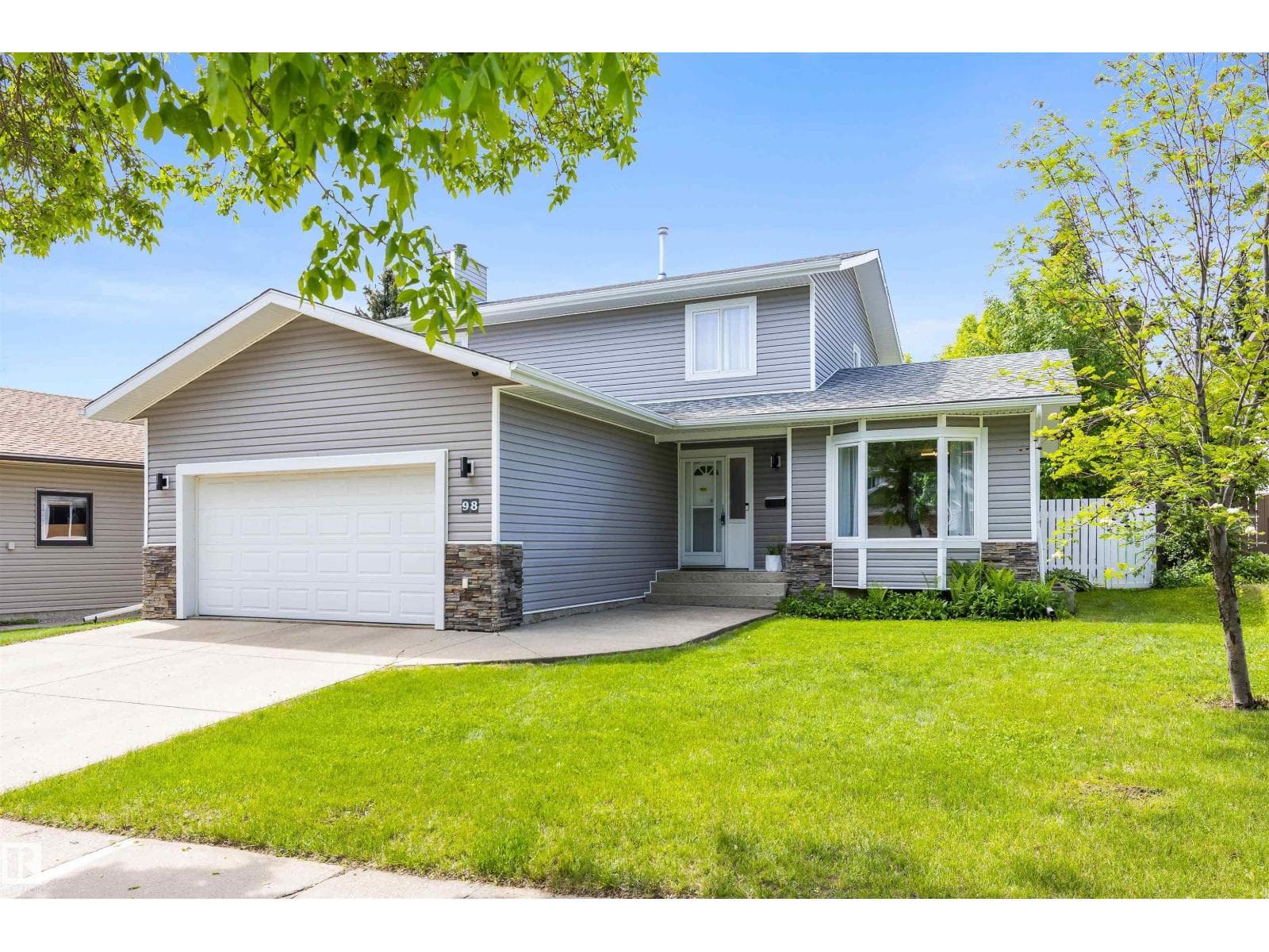 98 LANGHOLM DR