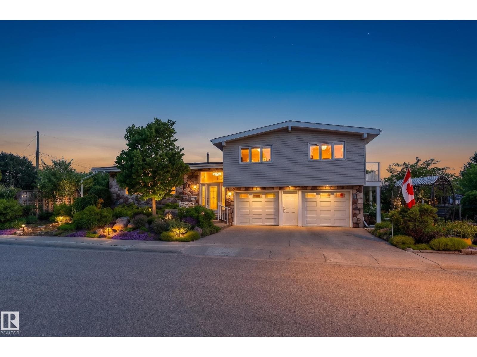 7802 132A AV NW