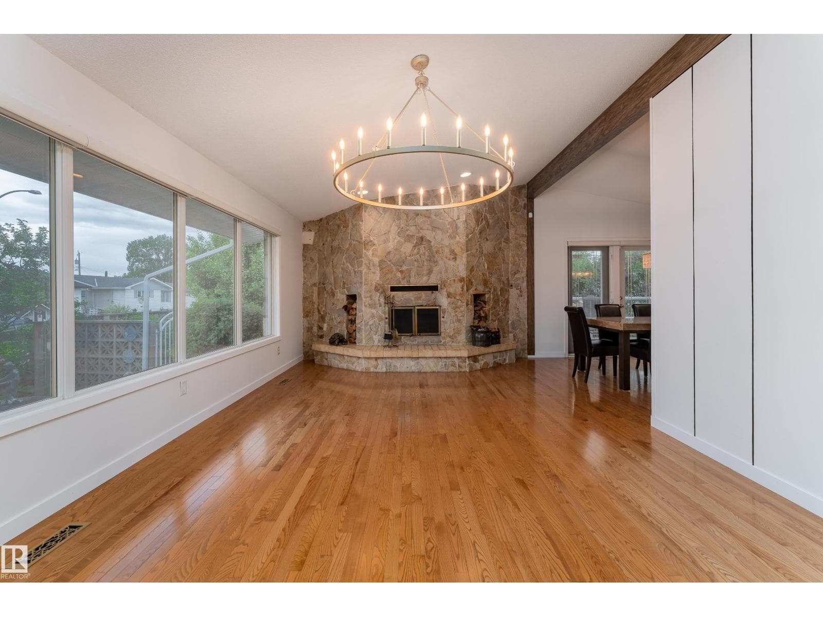 7802 132A AV NW — photo 3