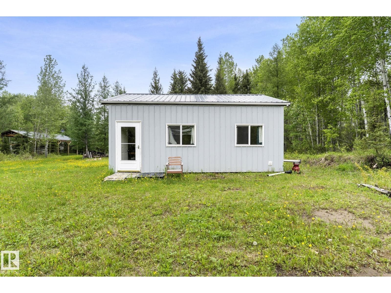 24007 TWP ROAD 592 — photo 2