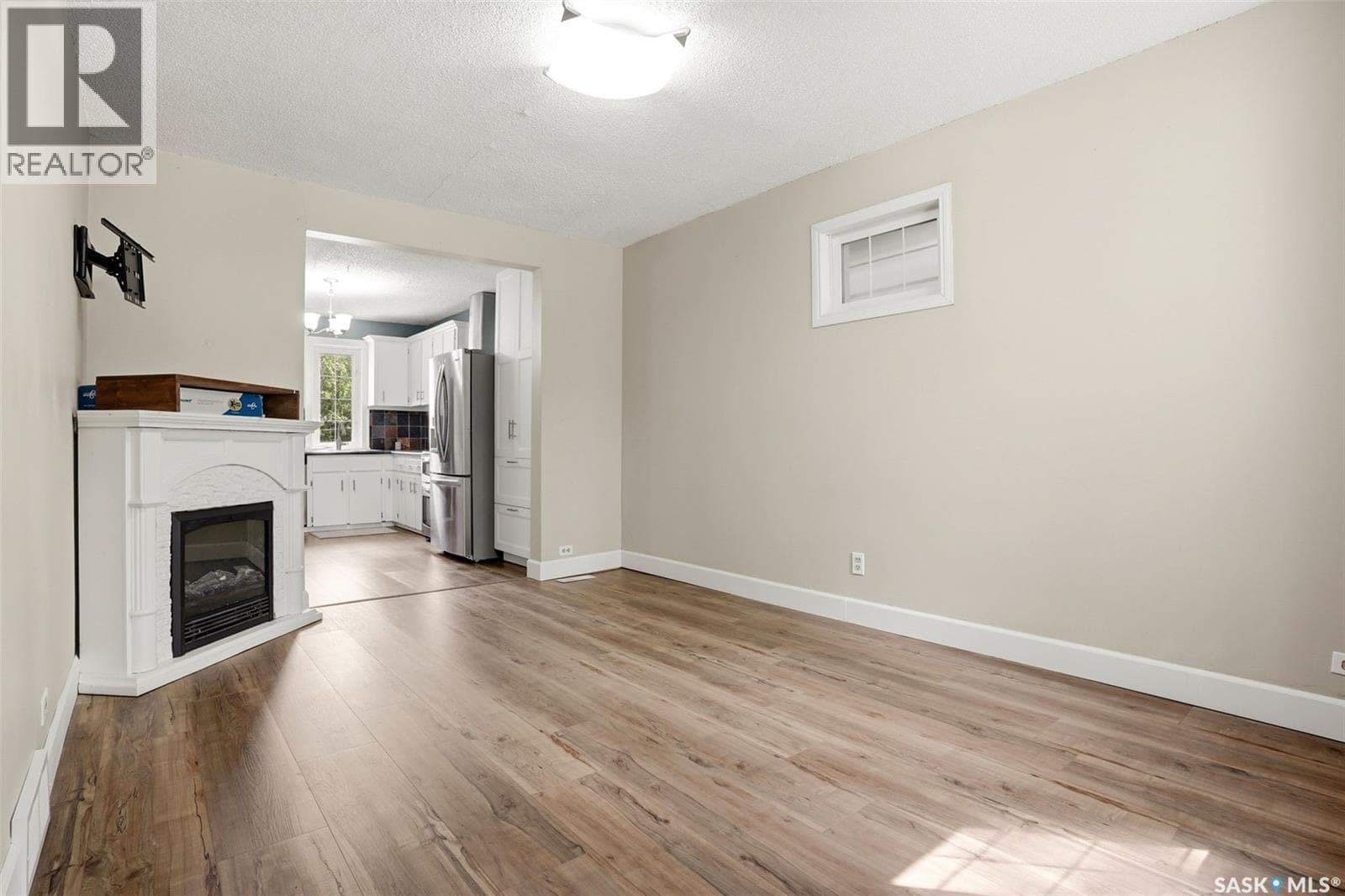 2261 Winnipeg STREET — photo 5