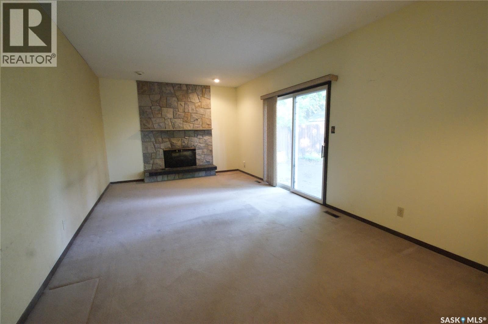 99 Assiniboine DRIVE — photo 4