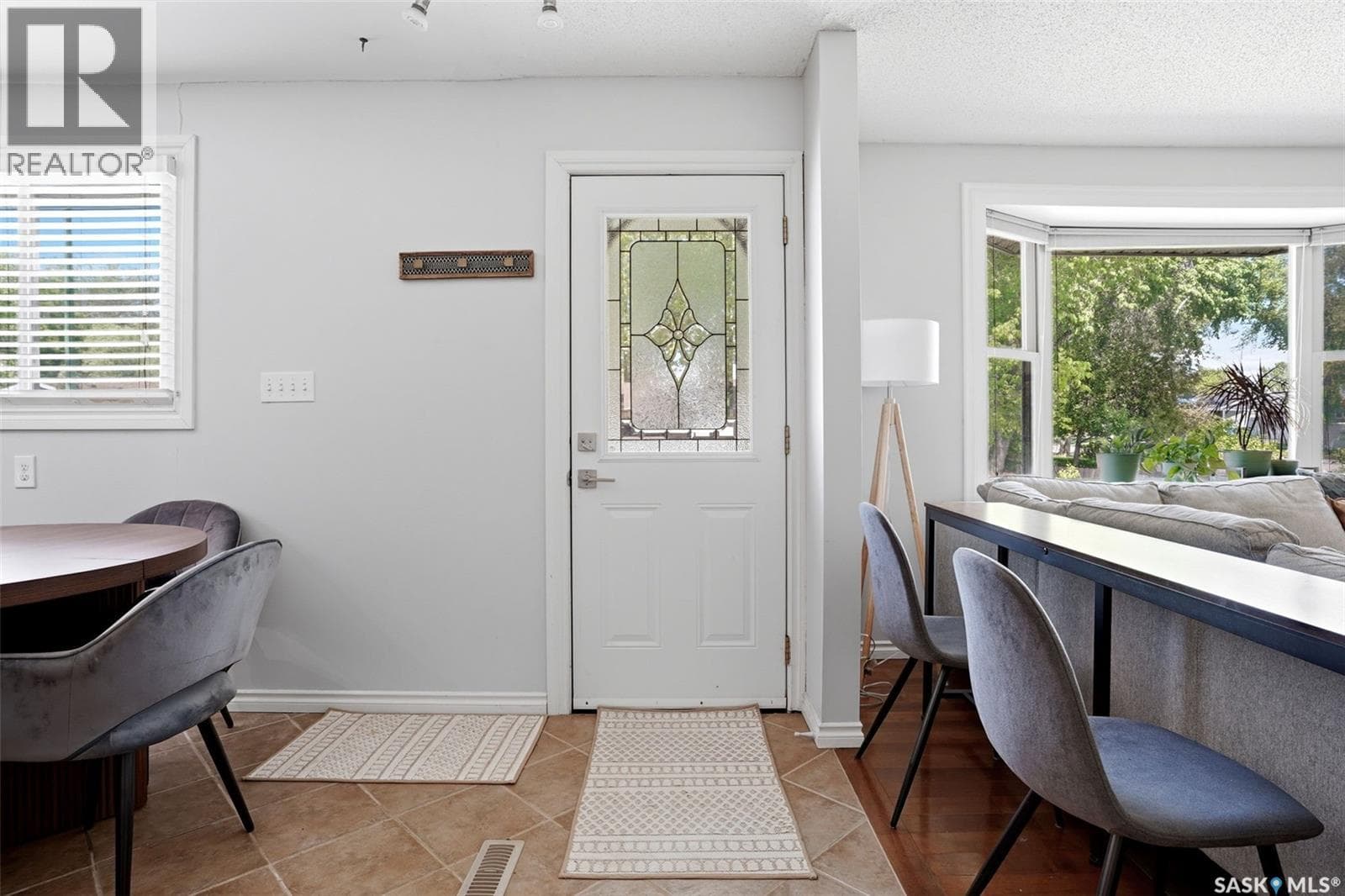 83 Tremaine AVENUE — photo 2