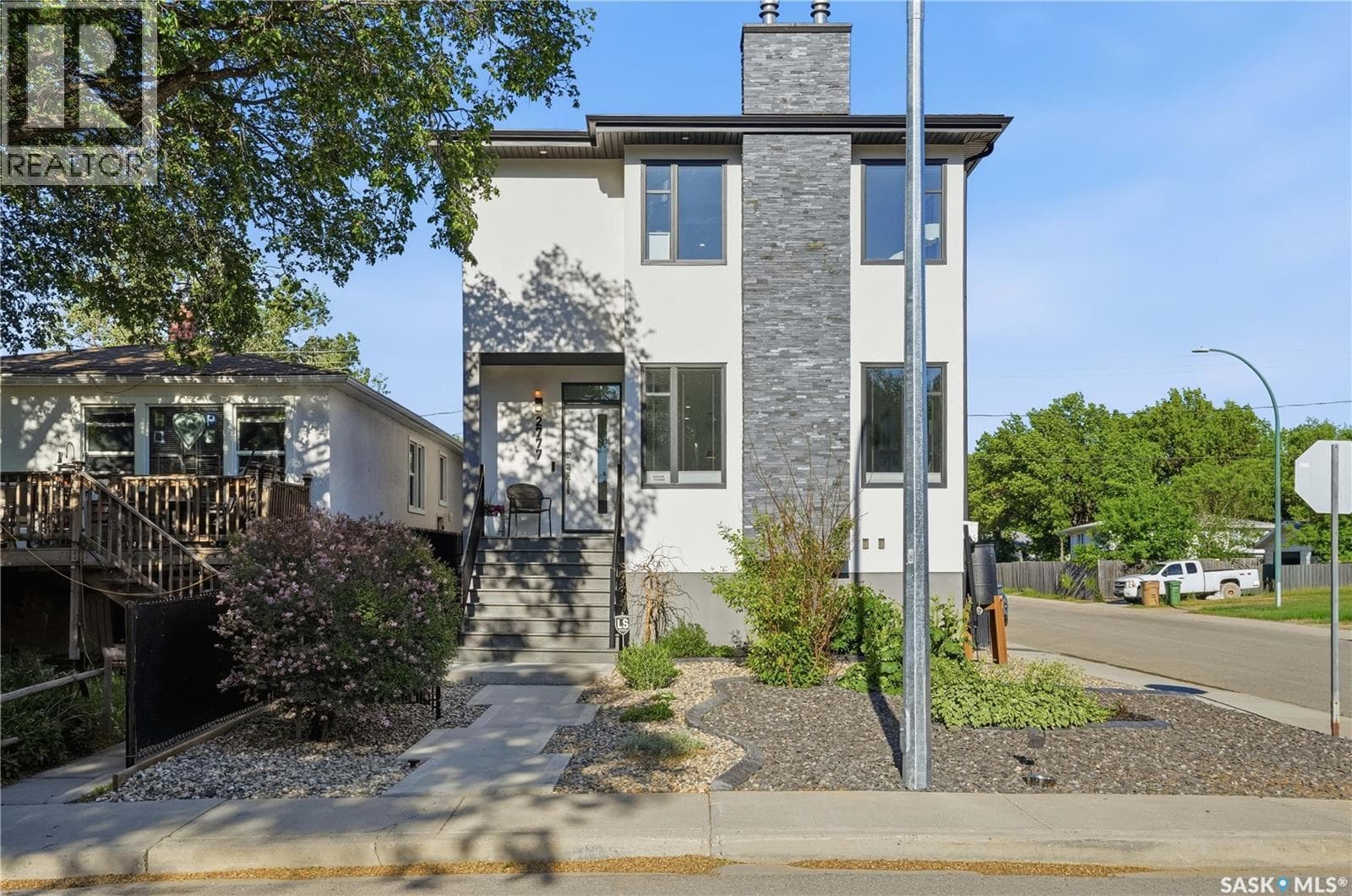 2777 McDonald STREET — photo 2