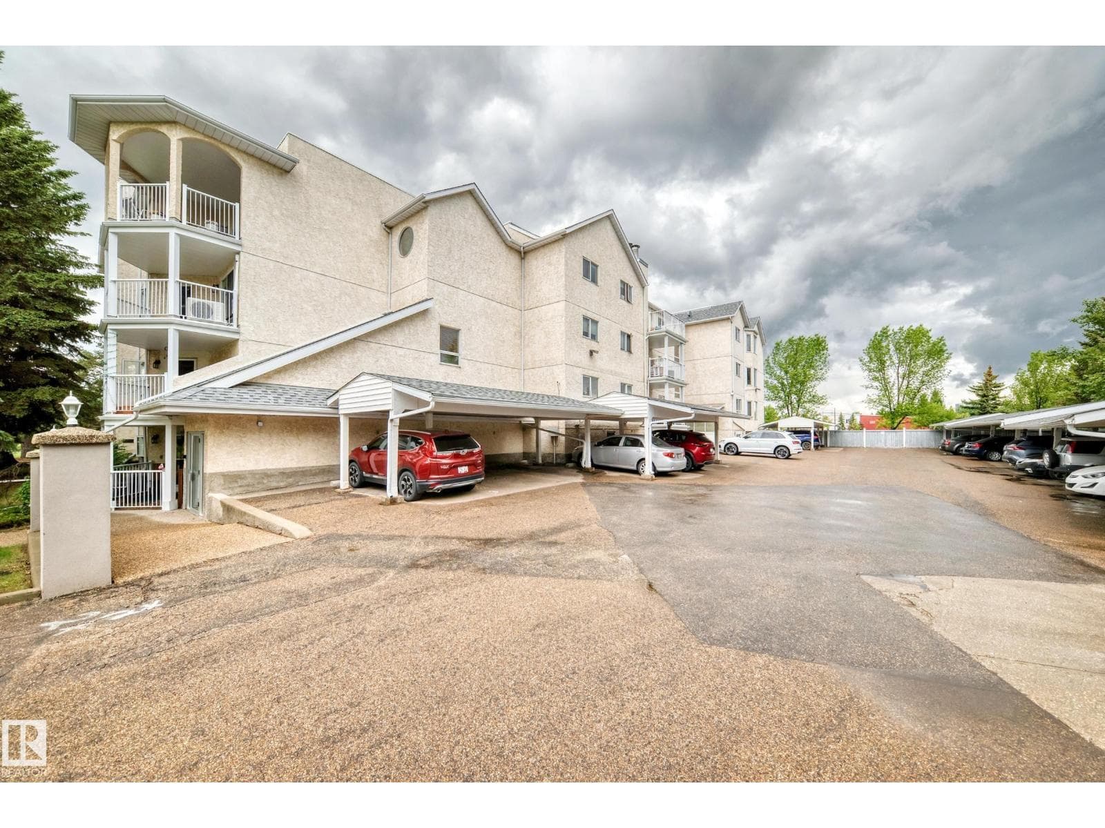 #403 11020 19 AV NW NW — photo 3