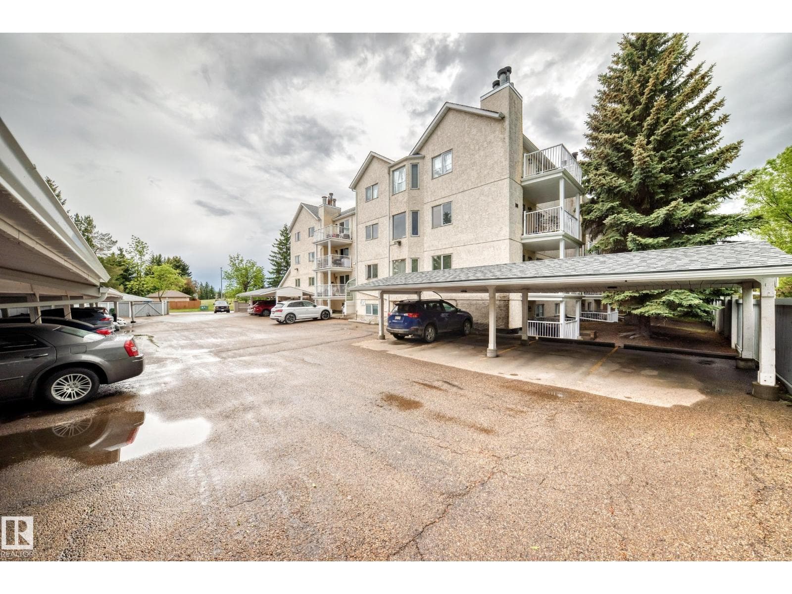 #403 11020 19 AV NW NW — photo 4
