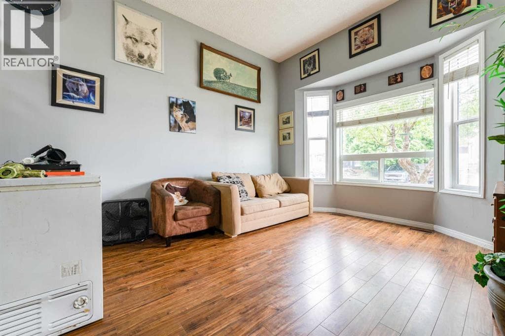6087 Martingrove Road NE — photo 3