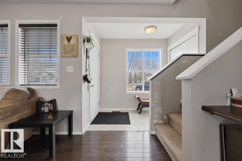 4618 TURNER SQUARE SQ NW — photo 4