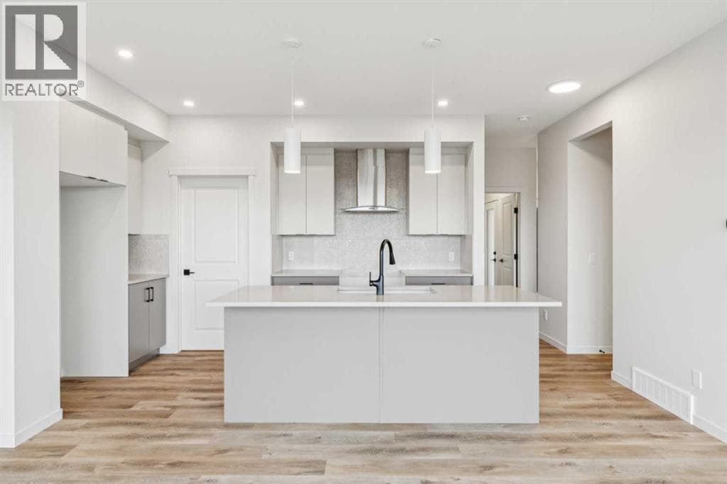 30 Bartlett Row SE — photo 5
