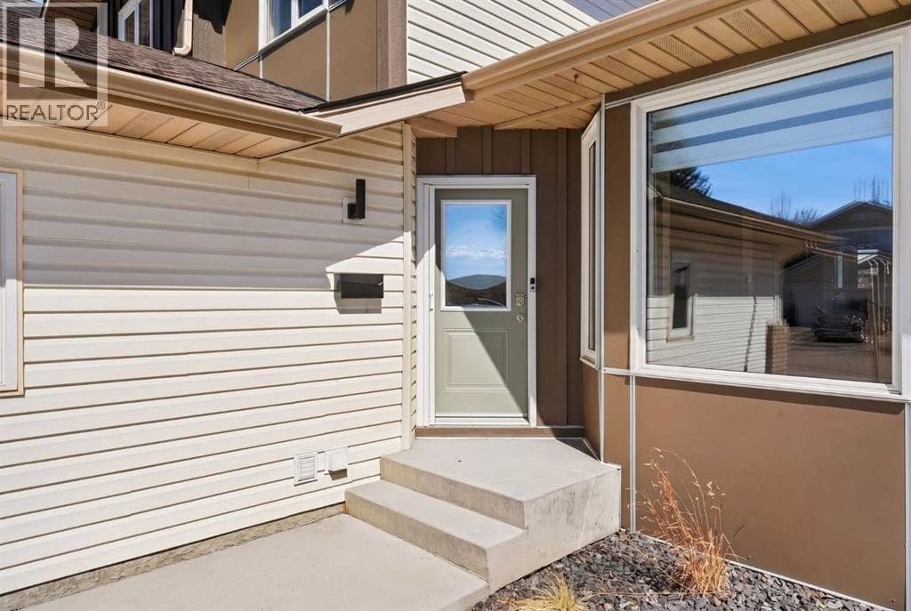 42 Sunvista Crescent SE — photo 3