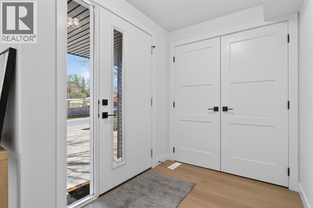 40 Bernard Way NW — photo 2