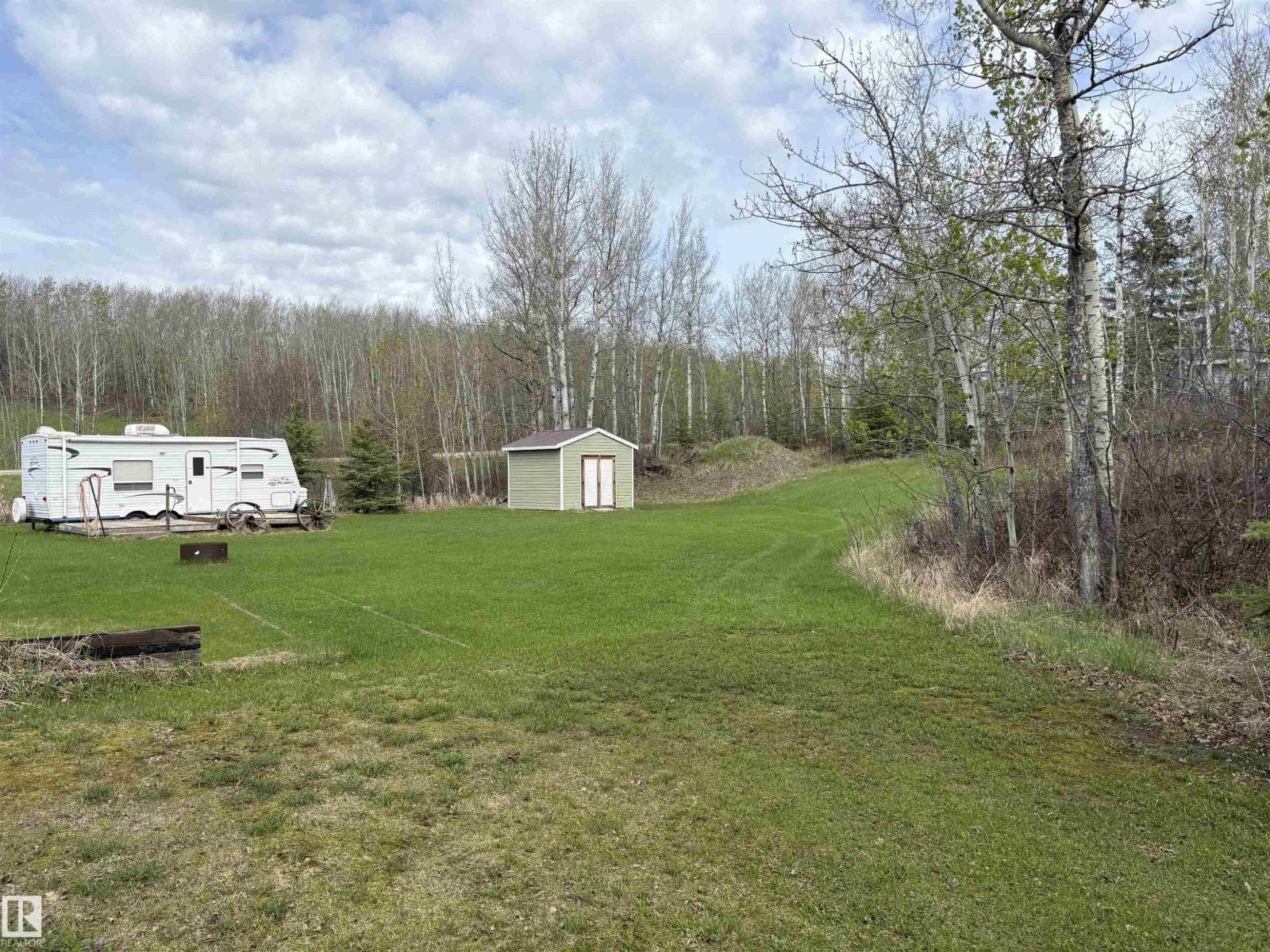 #419 419 60501 RNG ROAD 120 — photo 4