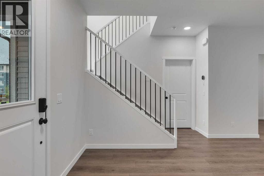 50 Creekview Gardens SW — photo 3