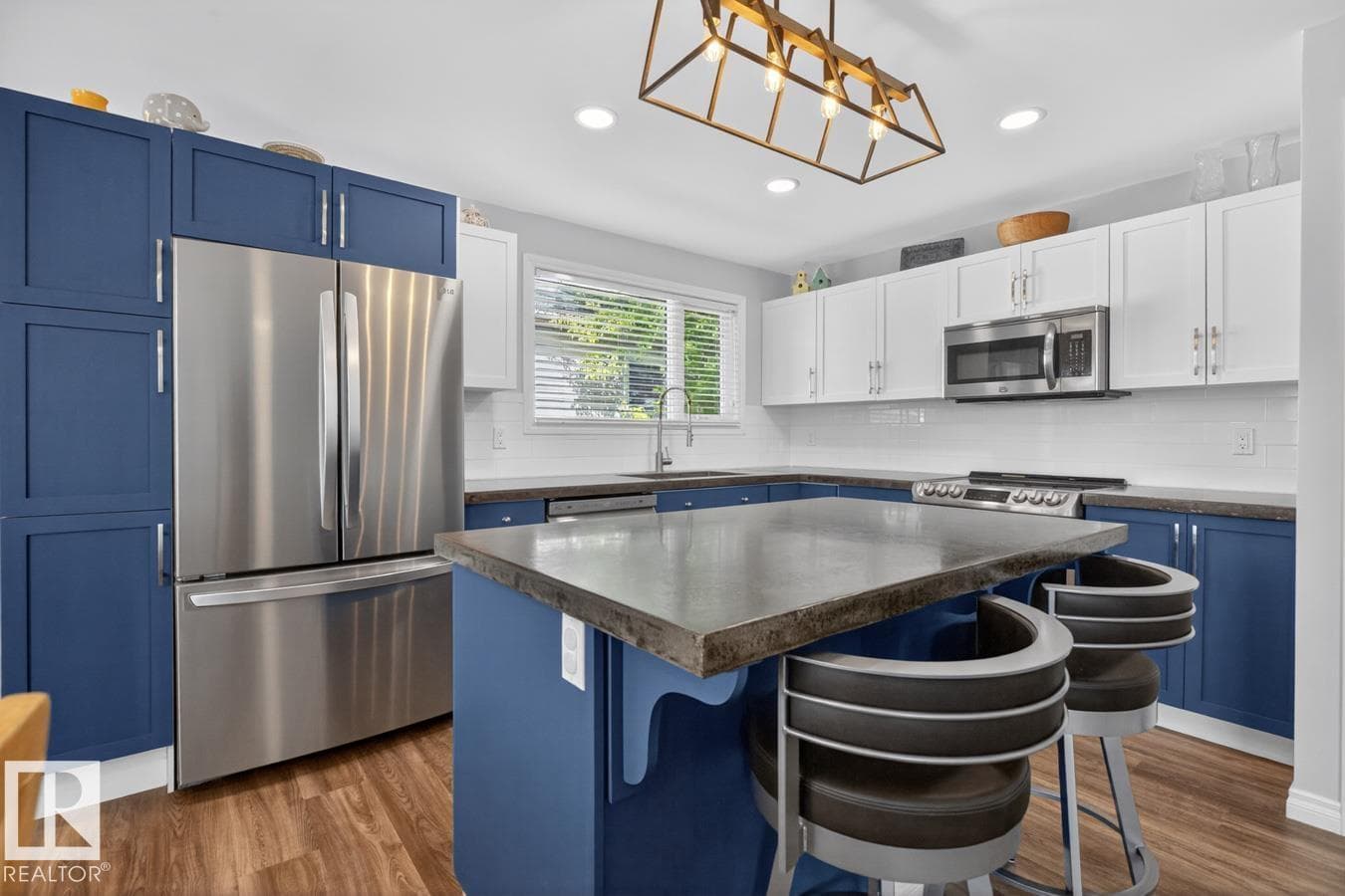 152 WARWICK RD NW — photo 4