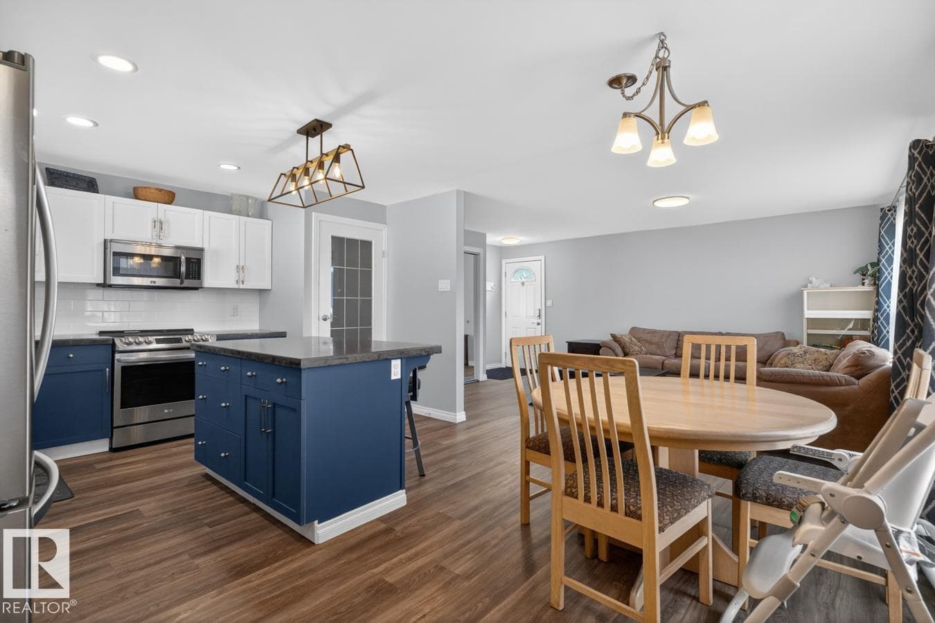 152 WARWICK RD NW — photo 5