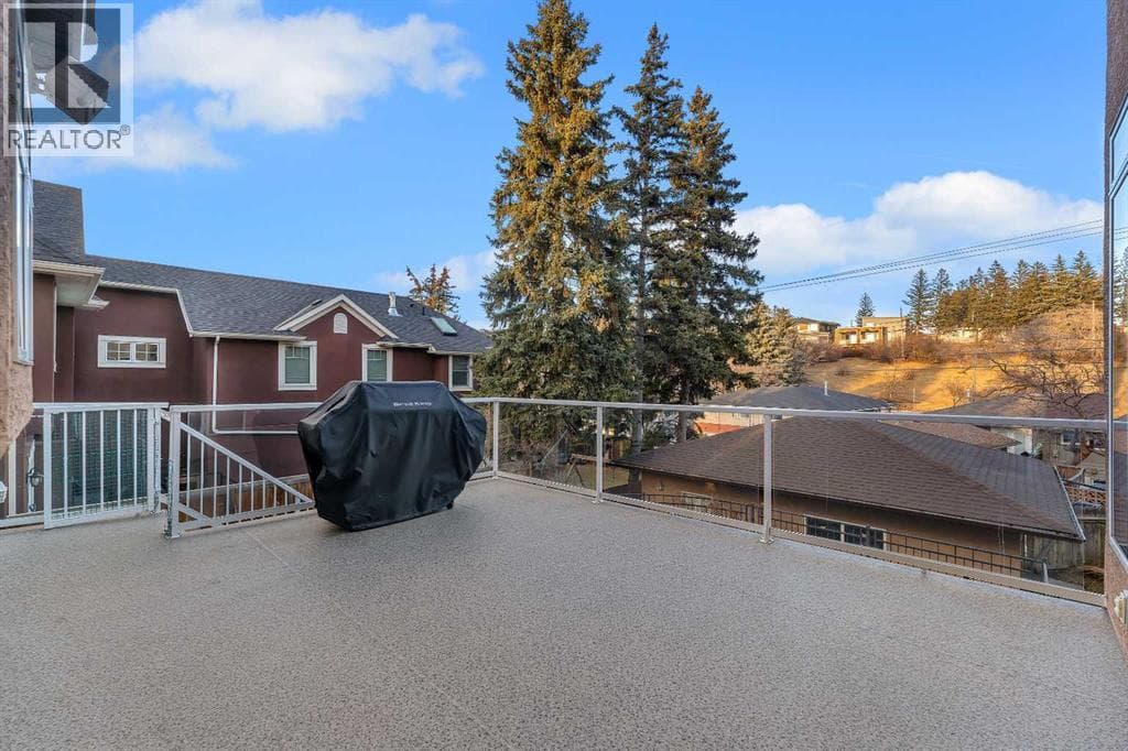 15 Rosery Drive NW — photo 4