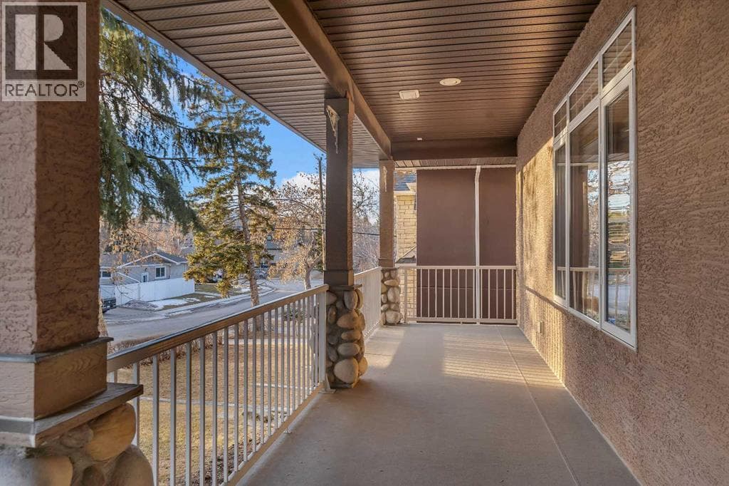 15 Rosery Drive NW — photo 3