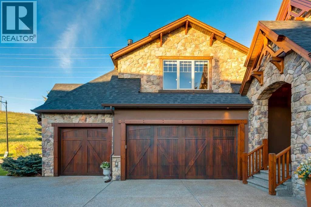 250 CRESTRIDGE Place SW — photo 5