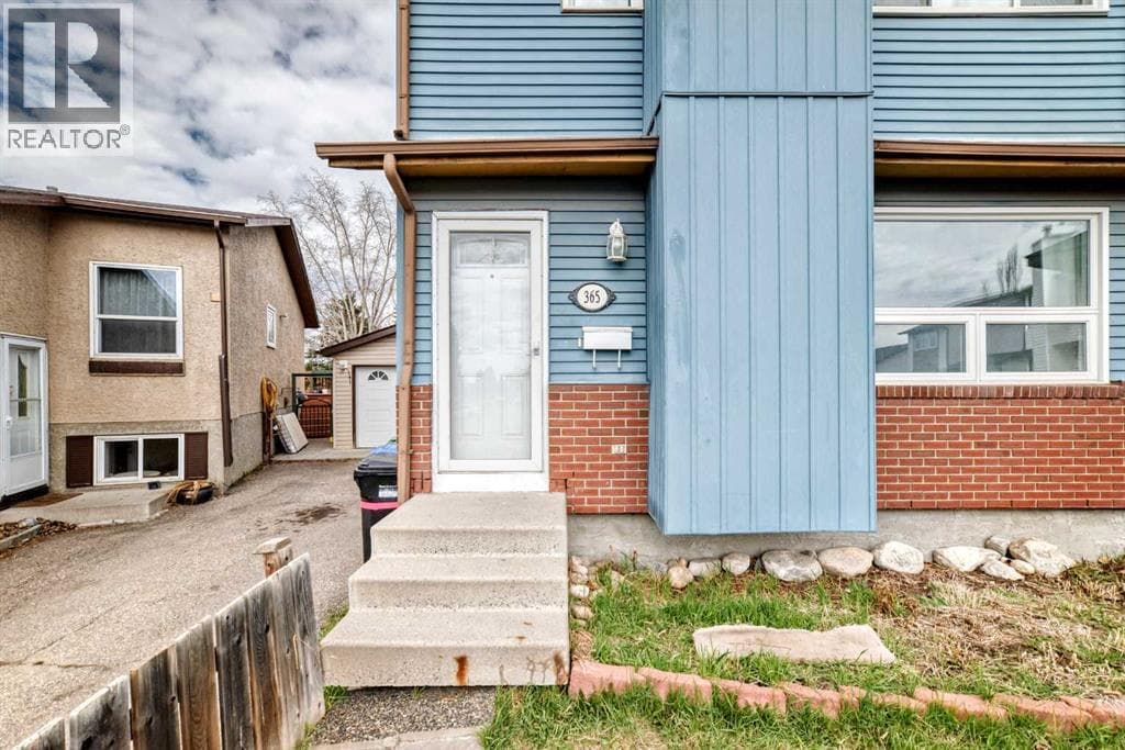 365 Whitlock Way NE — photo 4