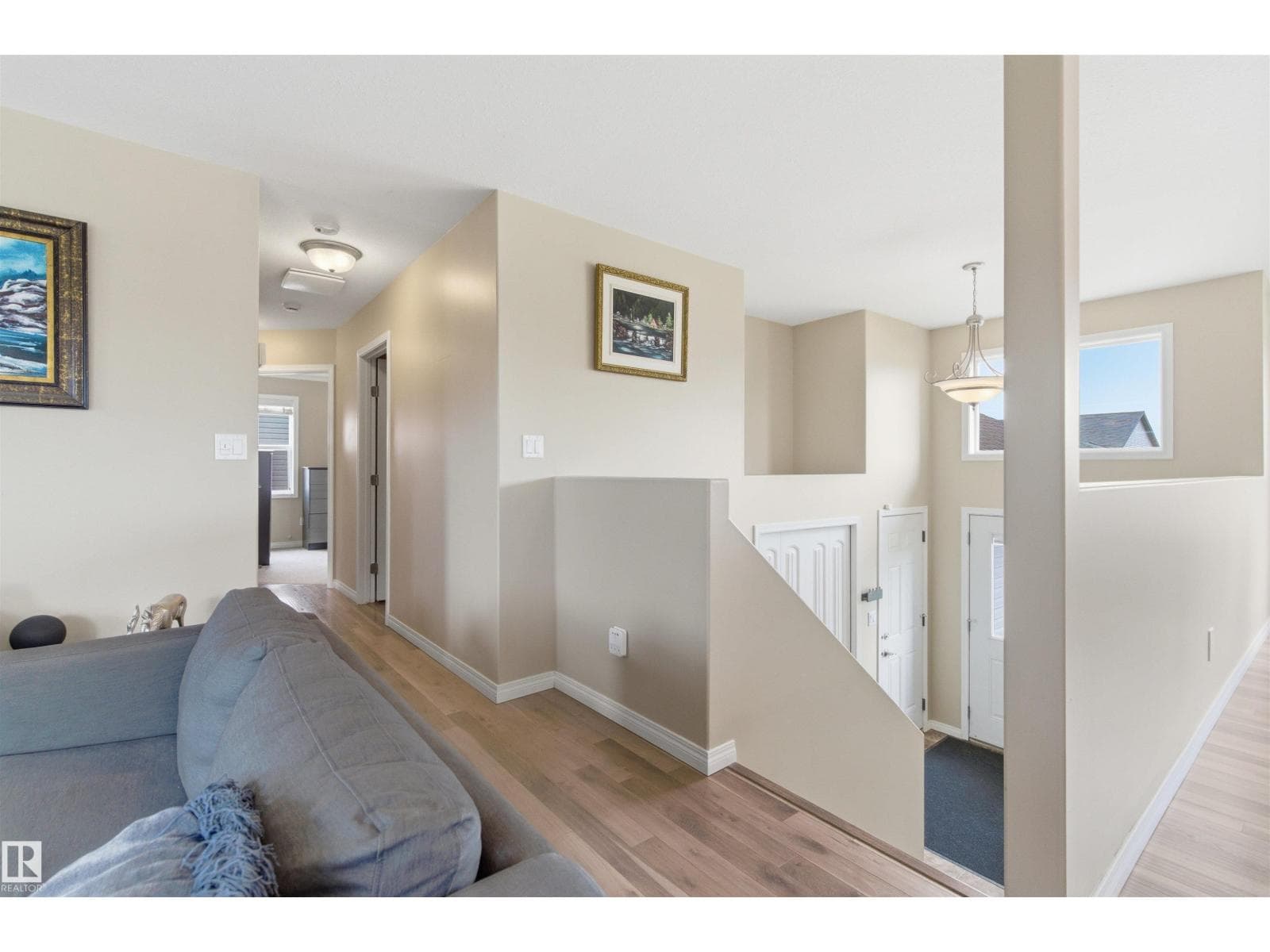 4604 62 AV — photo 4
