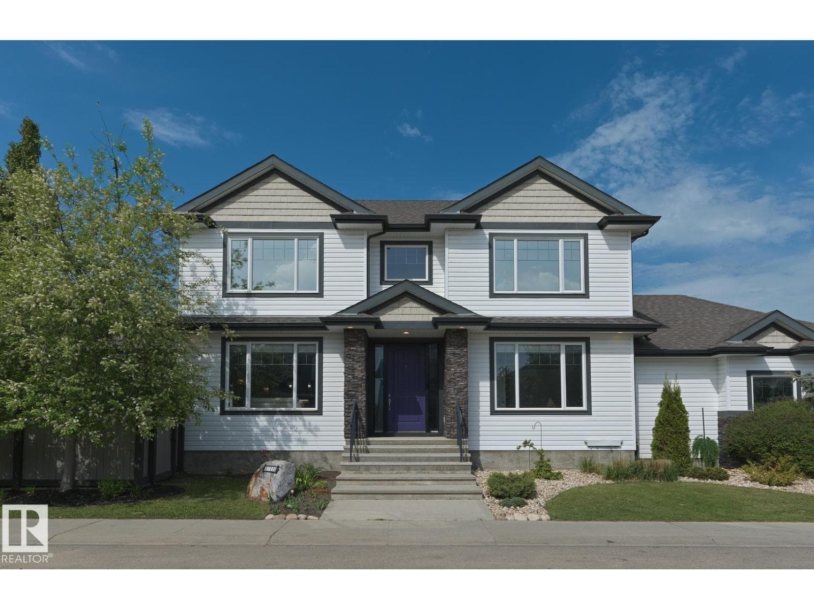 17119 5 AV SW