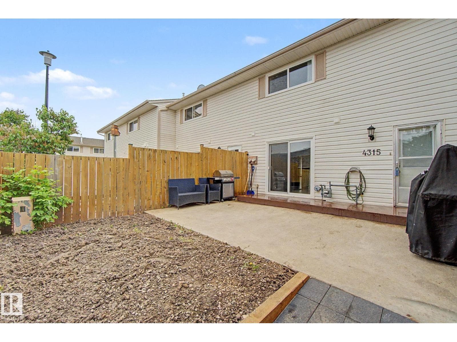 4315 46 ST