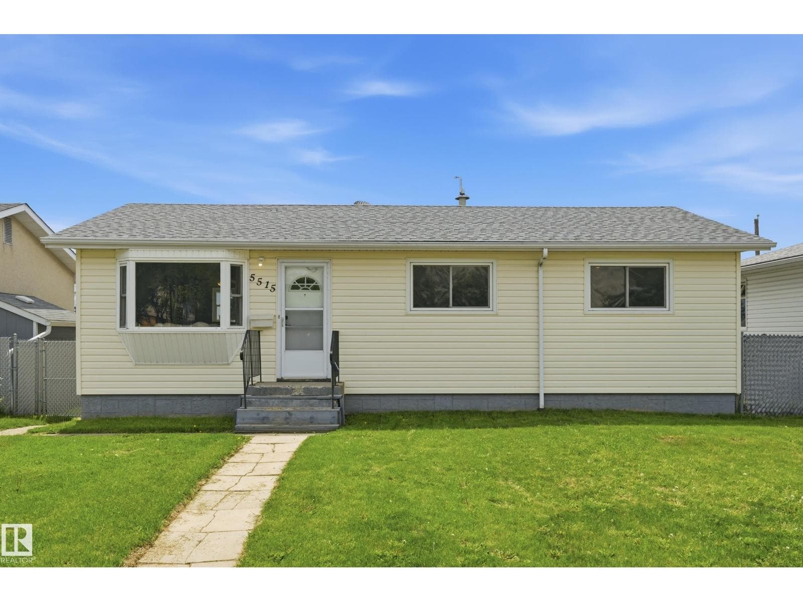 5515 143 AV NW