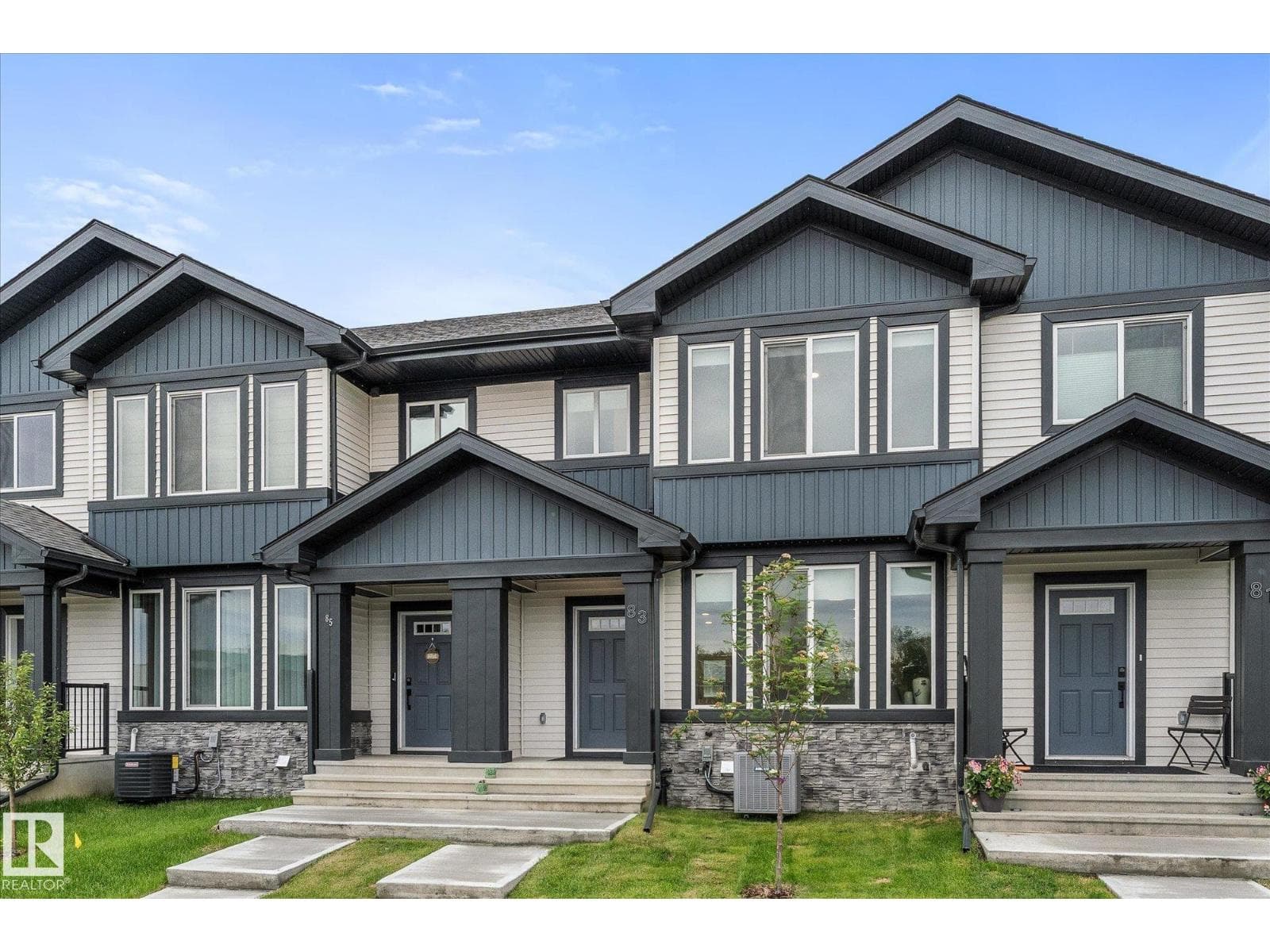83 BRICKYARD DR — photo 3