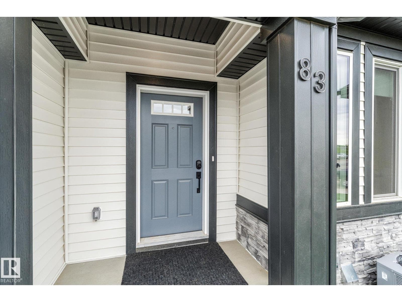 83 BRICKYARD DR — photo 4
