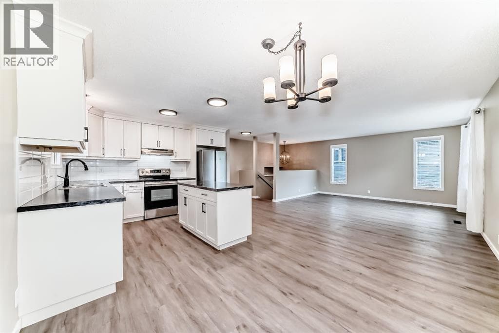 35 Green Meadow Crescent — photo 4