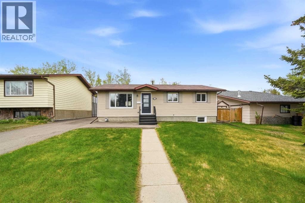 105 Cunningham Crescent — photo 3