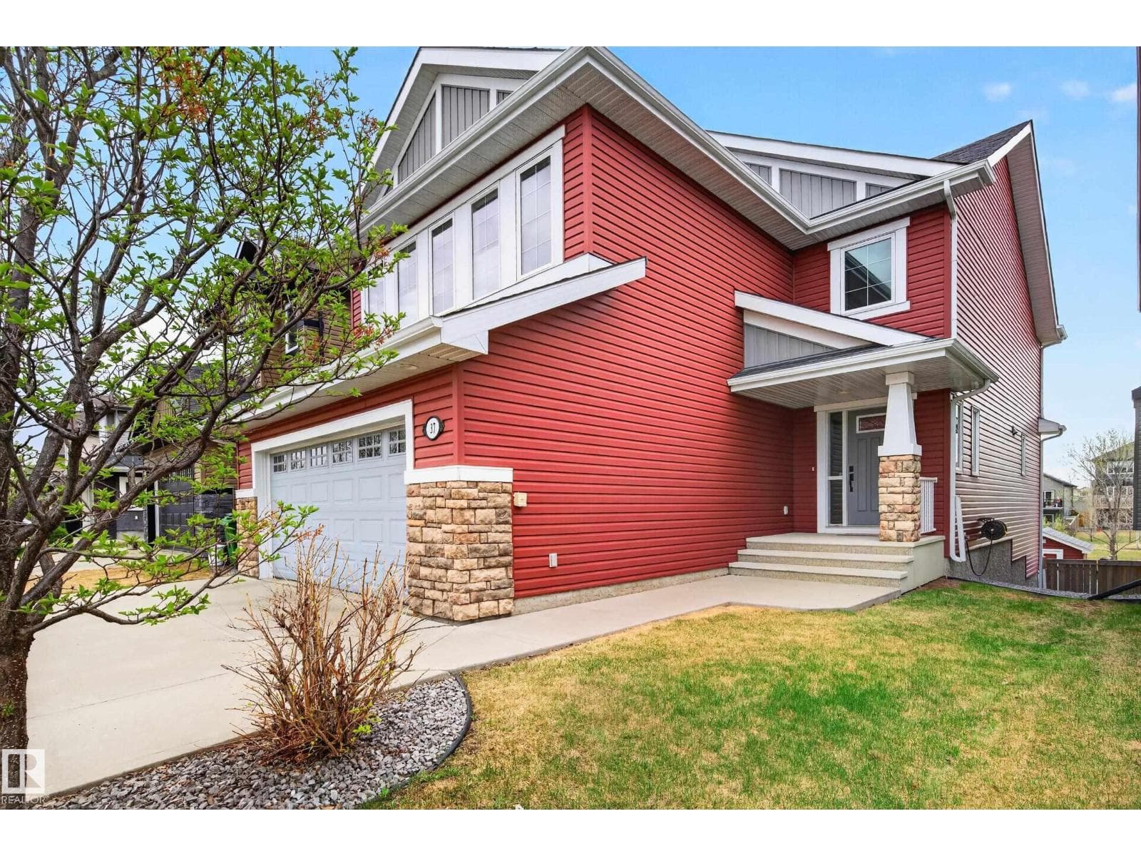 37 CRANSTON PL — photo 4