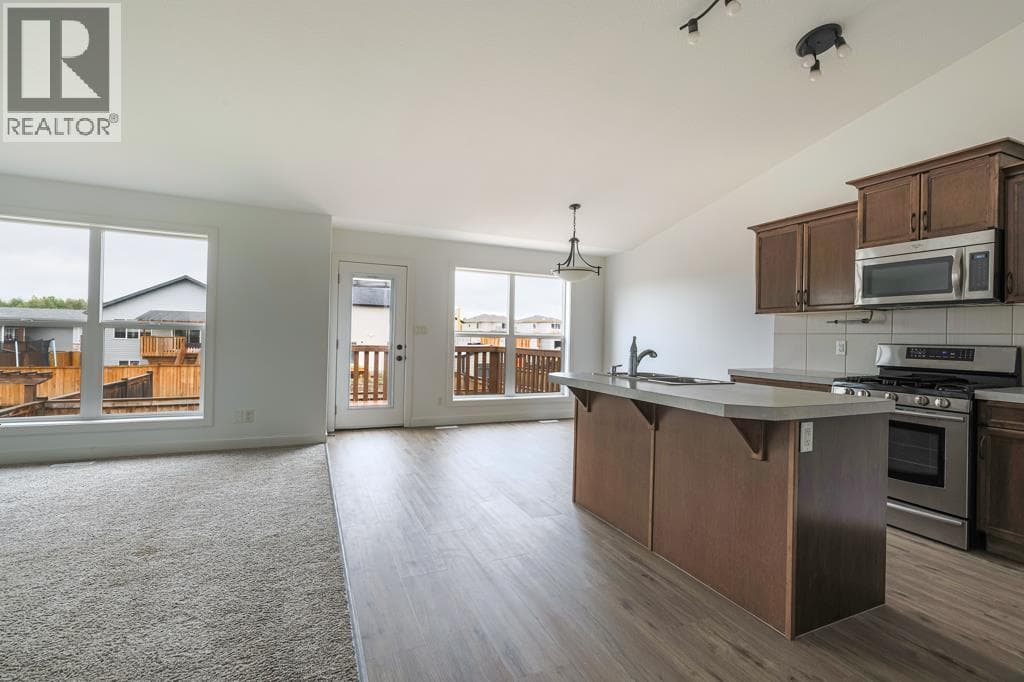 4431 54 Street — photo 5