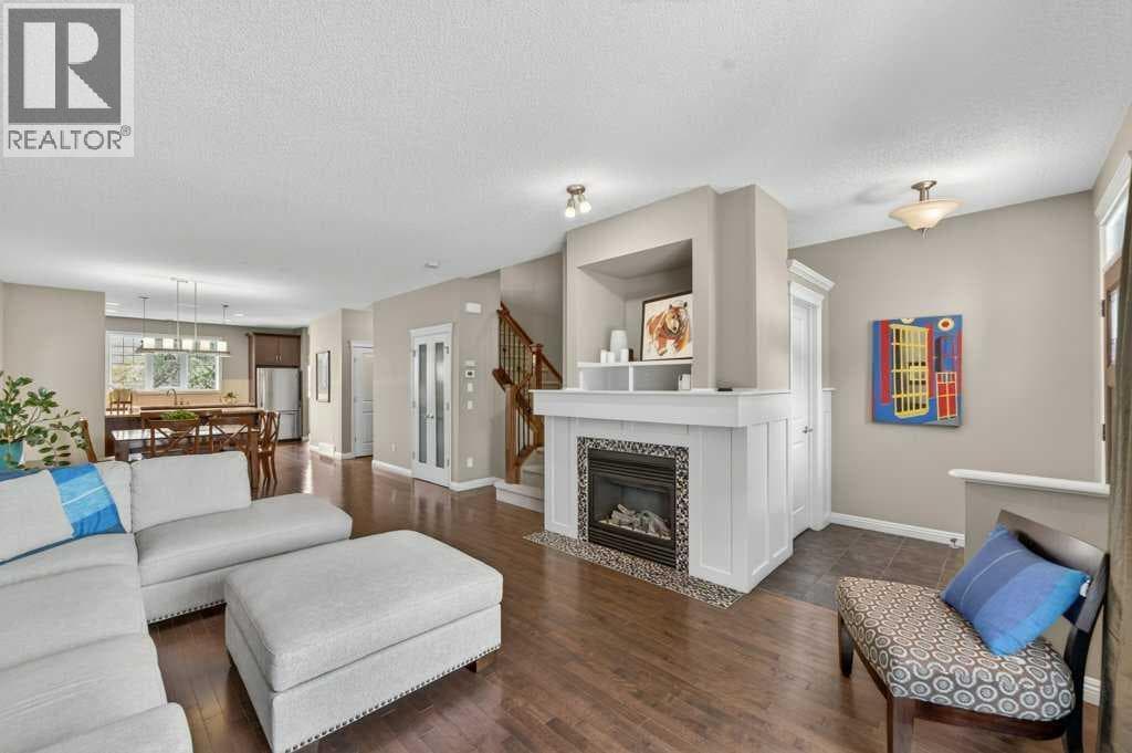 44 Mike Ralph Way SW — photo 2