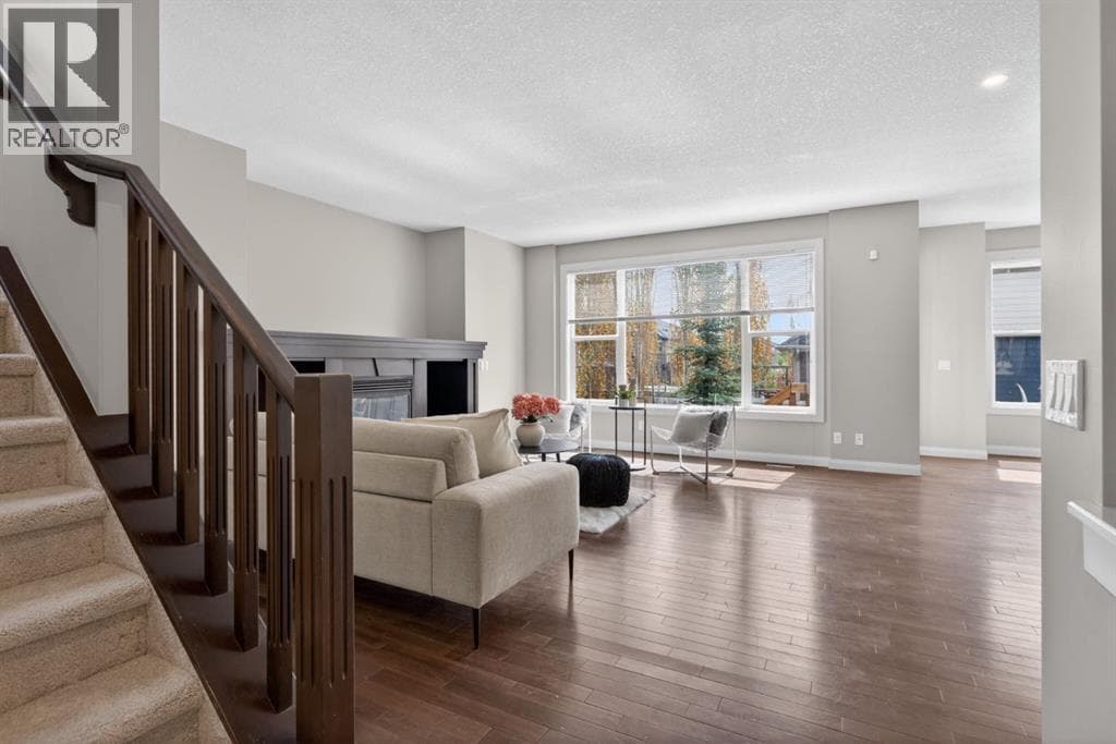 94 Evansdale Common NW — photo 4