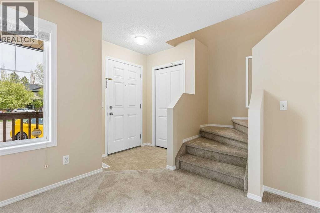 43, 105 Drake Landing Common — photo 3