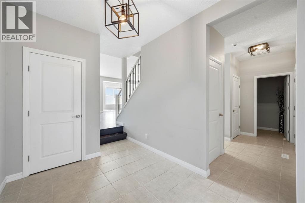 187 Evansfield Way NW — photo 3